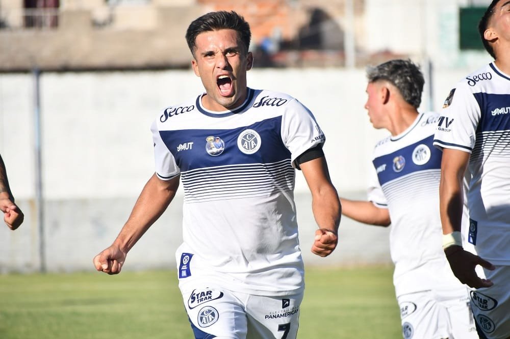 Colón recibe a Acassuso en el Cementerio de los Elefantes por la 5ª fecha Colón recibe a Acassuso en el Cementerio de los Elefantes por la 5ª fecha