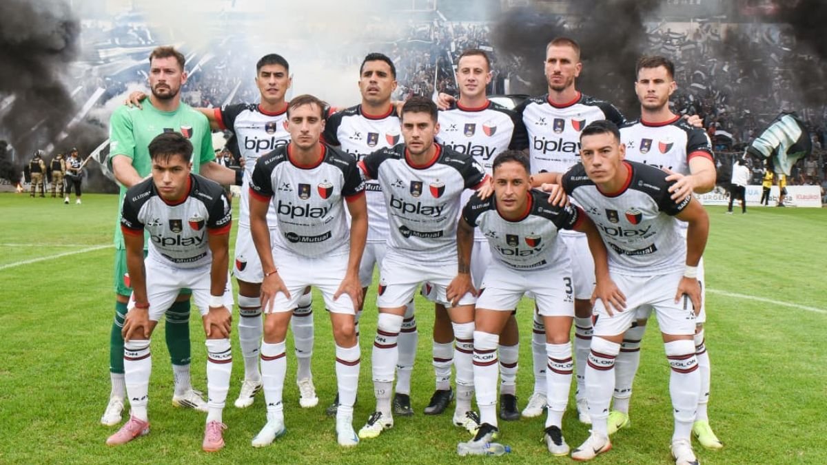 Colón recibe a Acassuso en el Cementerio de los Elefantes por la 5ª fecha Colón recibe a Acassuso en el Cementerio de los Elefantes por la 5ª fecha