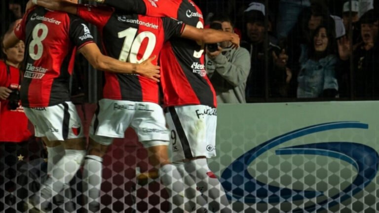 Colón de Santa Fe cumplió en Santa Fe - Fue 3 a 0 frente a San Miguel. Colón de Santa Fe cumplió en Santa Fe – Fue 3 a 0 frente a San Miguel.